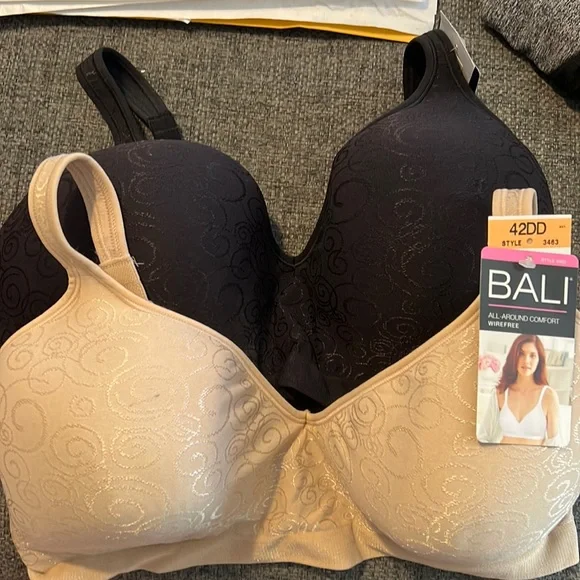 TWO Plus Bali Bras NWT - Picture 1 of 6